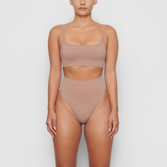 (B10) NEW SKIMS core control mid-waisted thong, color Sienna, Size S/M, NWOT - Picture 1 of 8